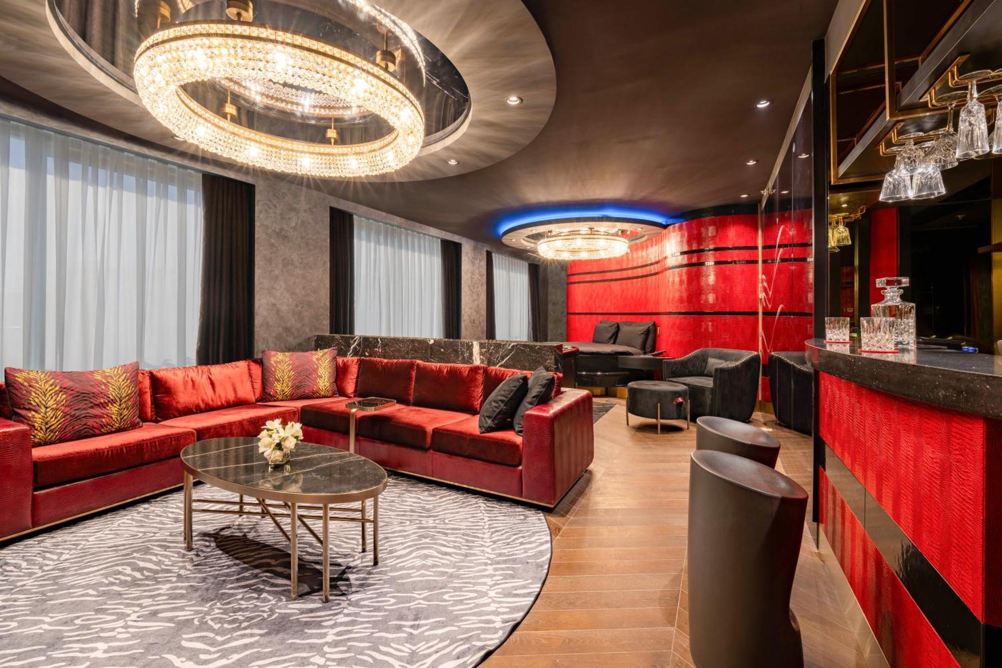 Merit Starlit Hotel & Residences Будва Екстериор снимка