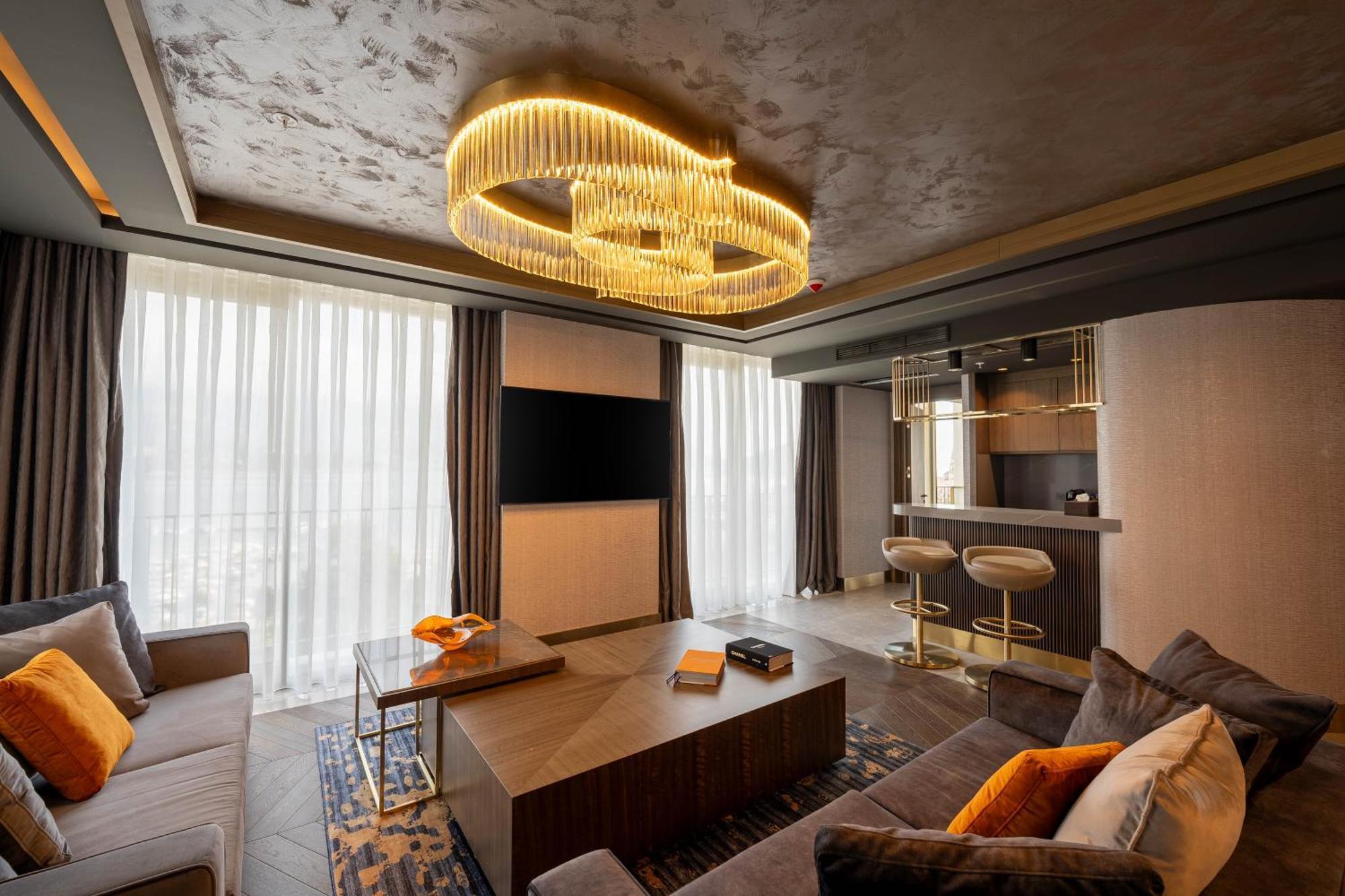 Merit Starlit Hotel & Residences Будва Екстериор снимка